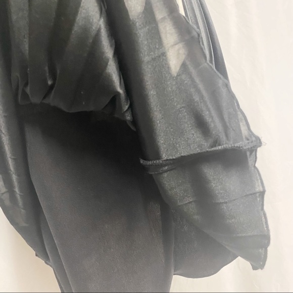 Speechless Black & White Backless Knee Length Formal Dress - Picture 8 of 11